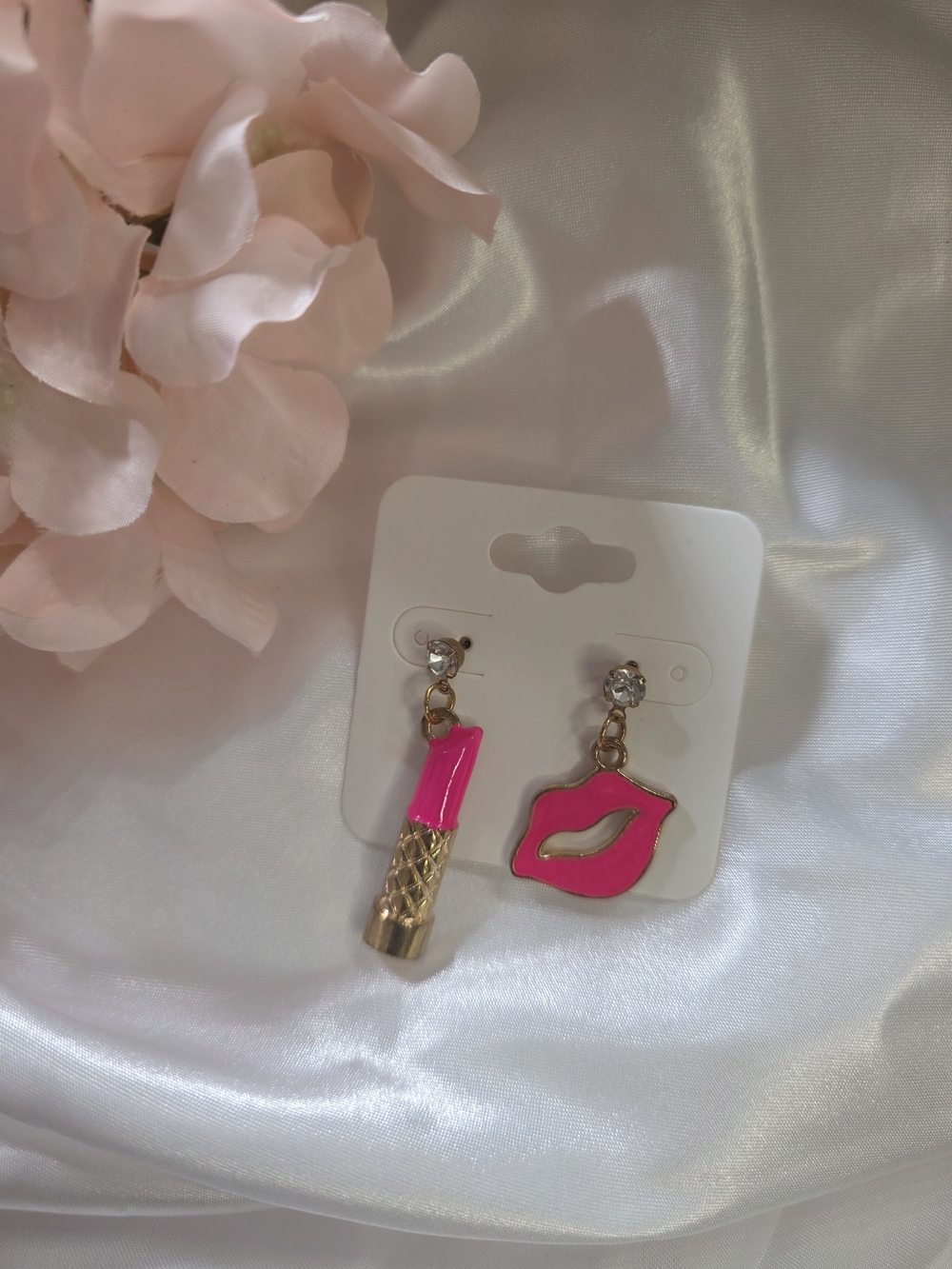 Gold-Tone Drop Earrings with Hot Pink Lipstick and Lip Charm